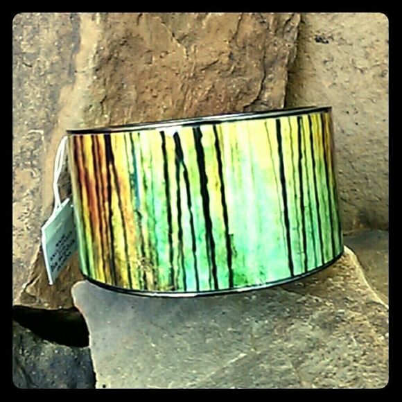 Lia Sophia Bracelet  - Picture 3 of 5